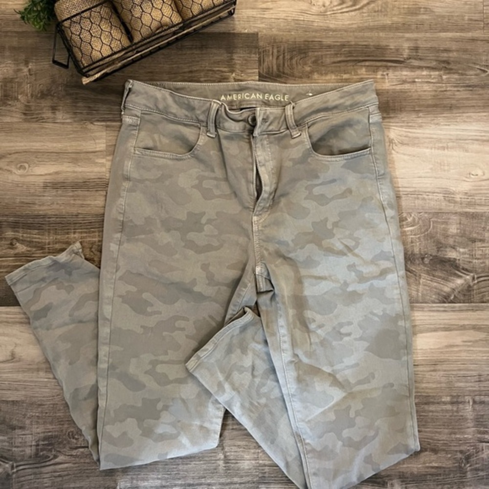 American Eagle Next Level Stretch Jeans